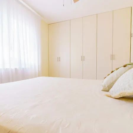 Kis Residence - Adults Only Apartman Kneza