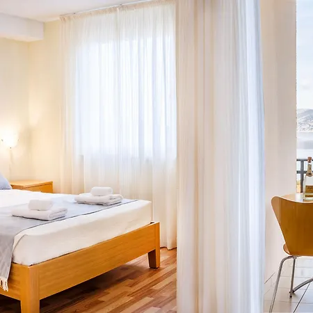 Kis Residence - Adults Only Apartman Kneza