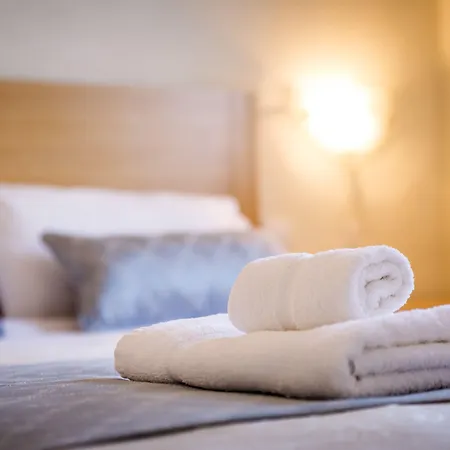 Kis Residence - Adults Only Apartman *